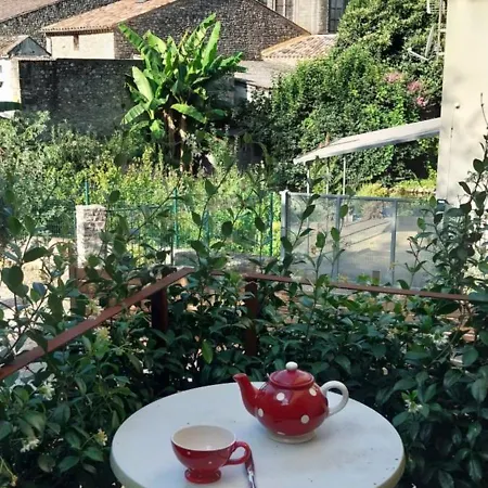 Séjour chez l'habitant D Hôtes Chez Béatrice Villemagne-l'Argentiere